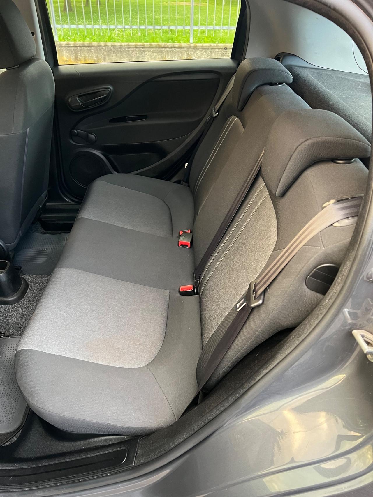 Fiat Punto 1.4 8V 5 porte Natural Power Lounge