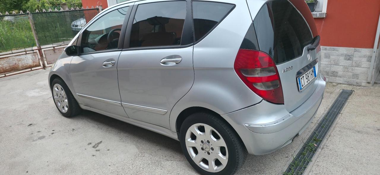 Mercedes-benz A 200 CDI Avantgarde automatico