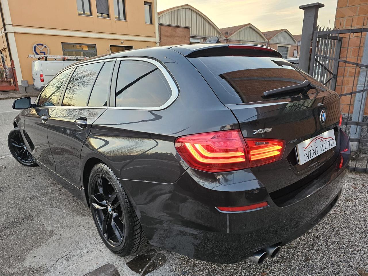 Bmw 520d 190cv xDrive Touring Business*Navi*Bi-Xeno*Euro6