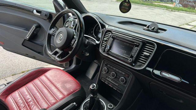 VOLKSWAGEN Maggiolino Cabrio 1.6 TDI Design