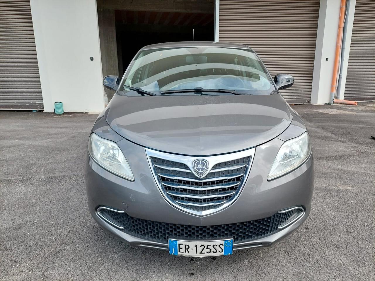 Lancia Ypsilon 1.2 69 CV 5 porte GPL Ecochic Gold