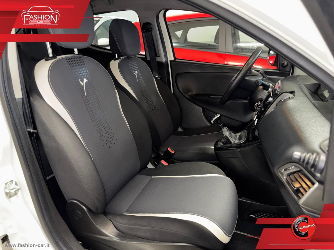 LANCIA Ypsilon 1.3 MJT 95 CV 5p. S&S Silver