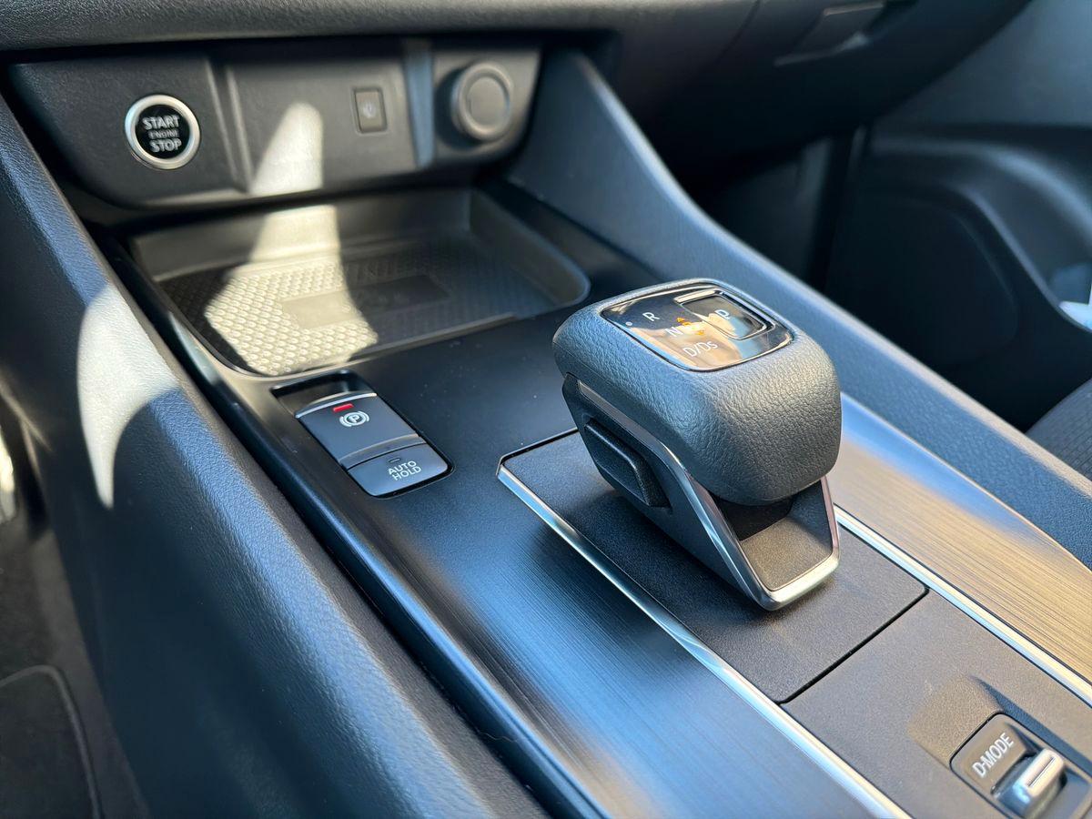 NISSAN QASHQAI BUSINESS MHYB 158CV XTR