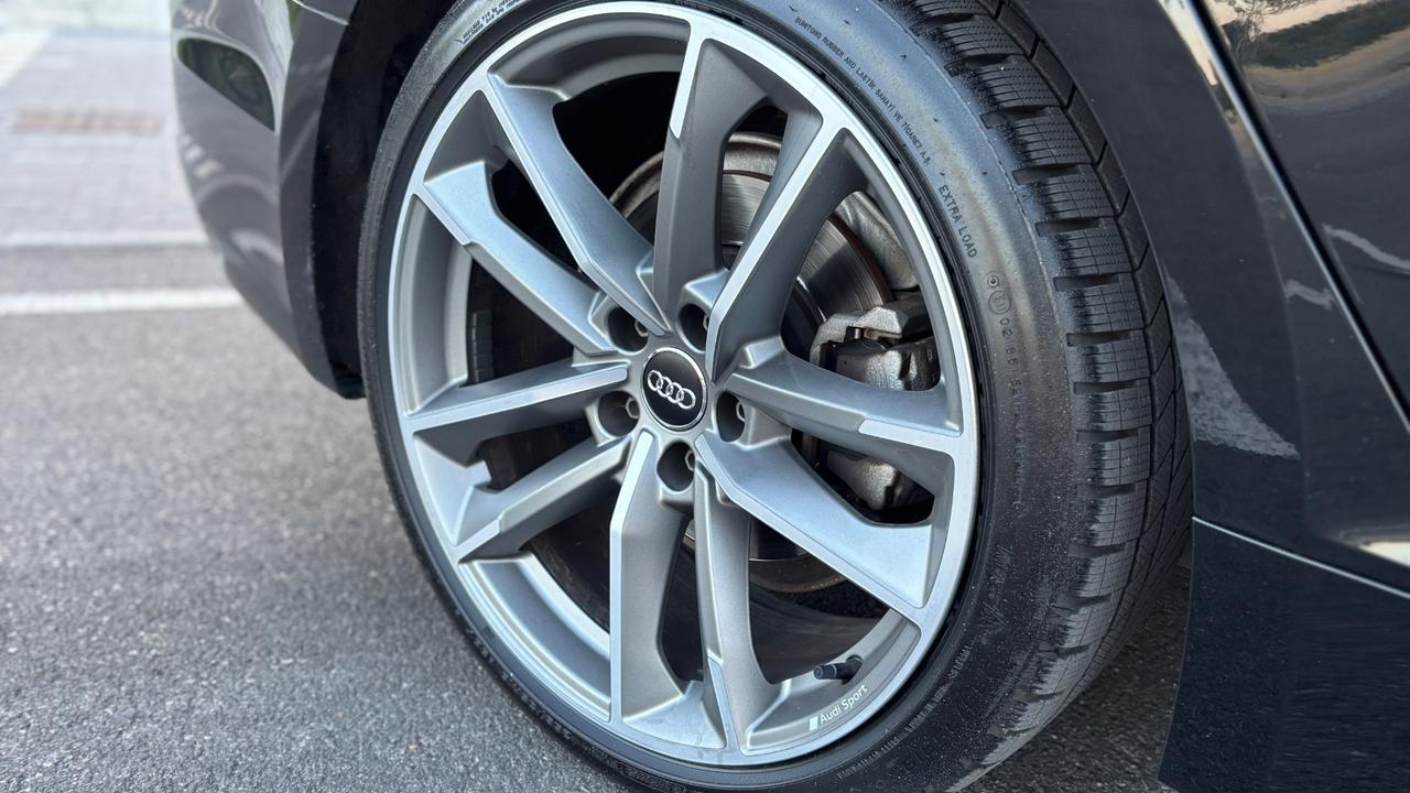 Audi A5 BlackPiano 40 TDI quattro Sline