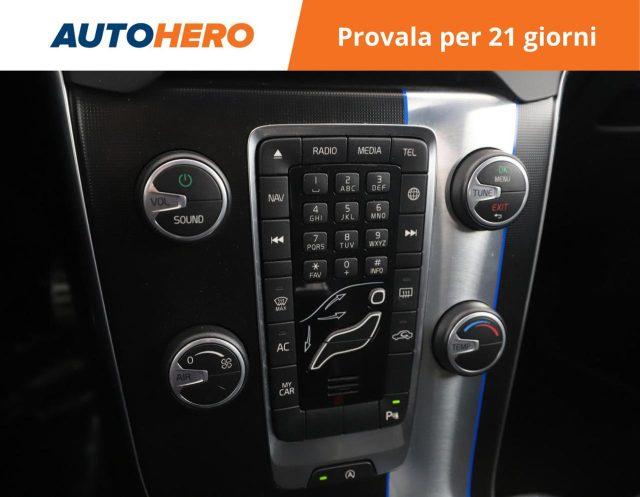 VOLVO V40 T3 R-design Kinetic