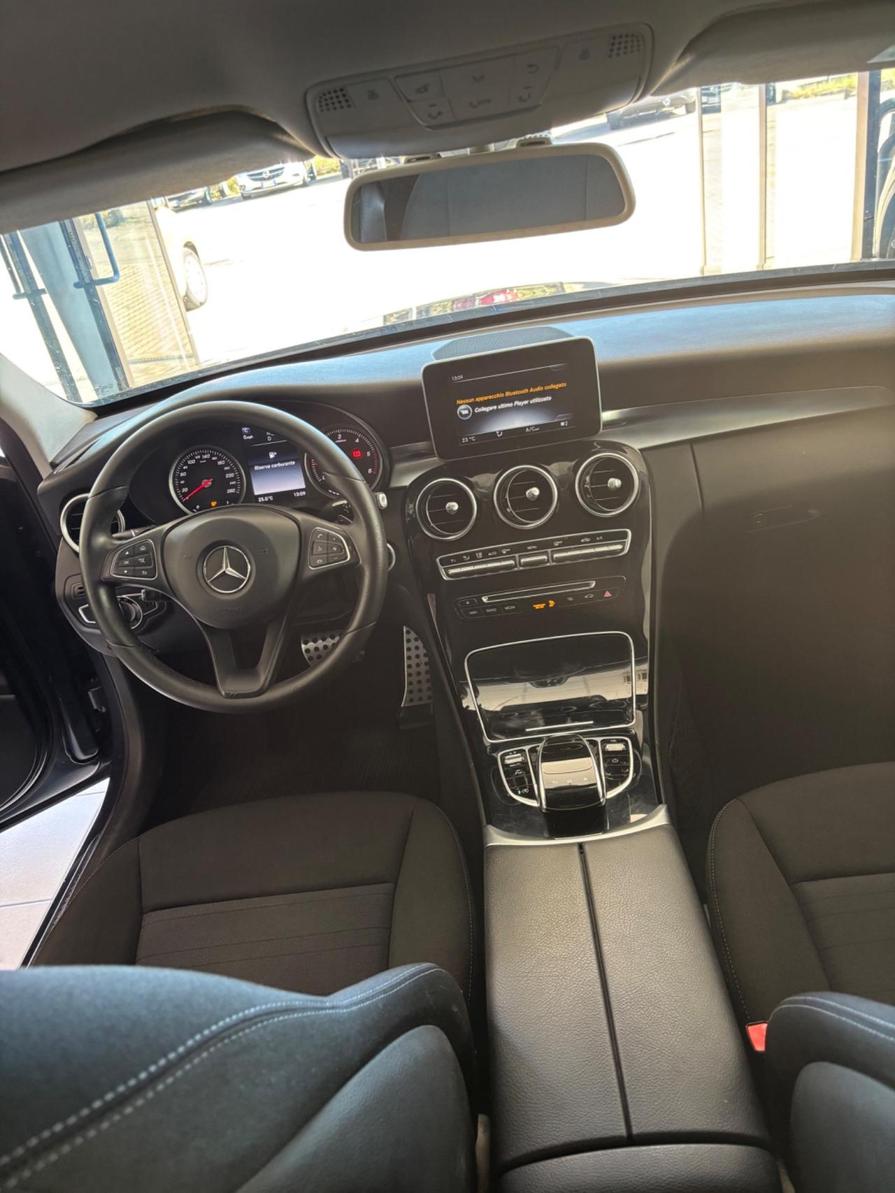 Mercedes-benz C 180 d Auto Premium Plus