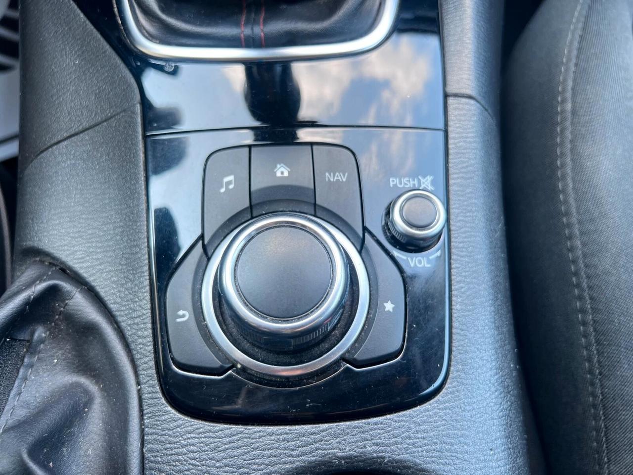 Mazda 3 Mazda3 1.5 Skyactiv-D Evolve