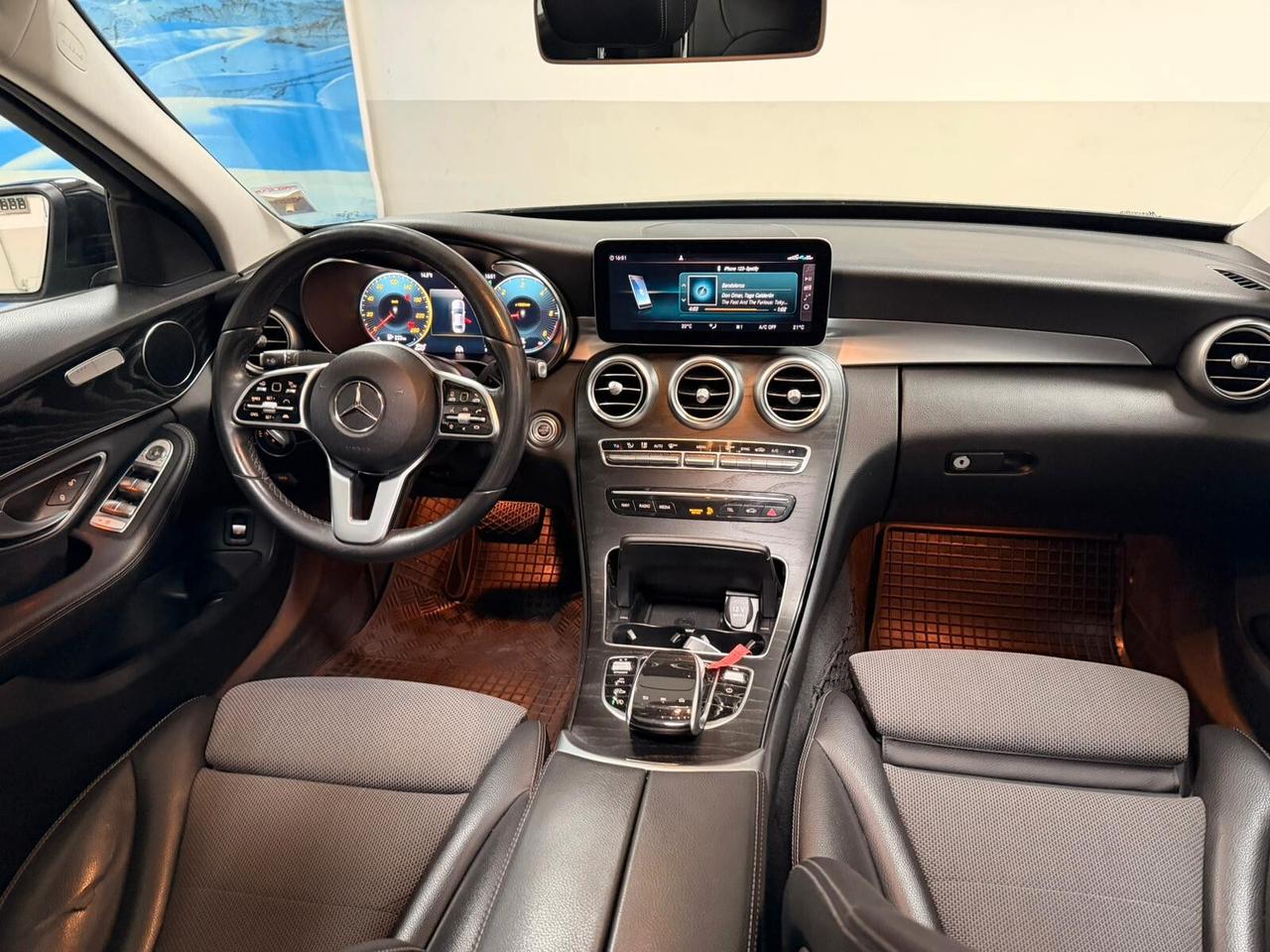 Mercedes-benz C 220 d Auto Premium