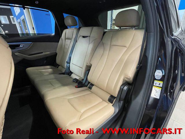 AUDI Q7 55 TFSI e quattro tiptronic Business Iva Esposta