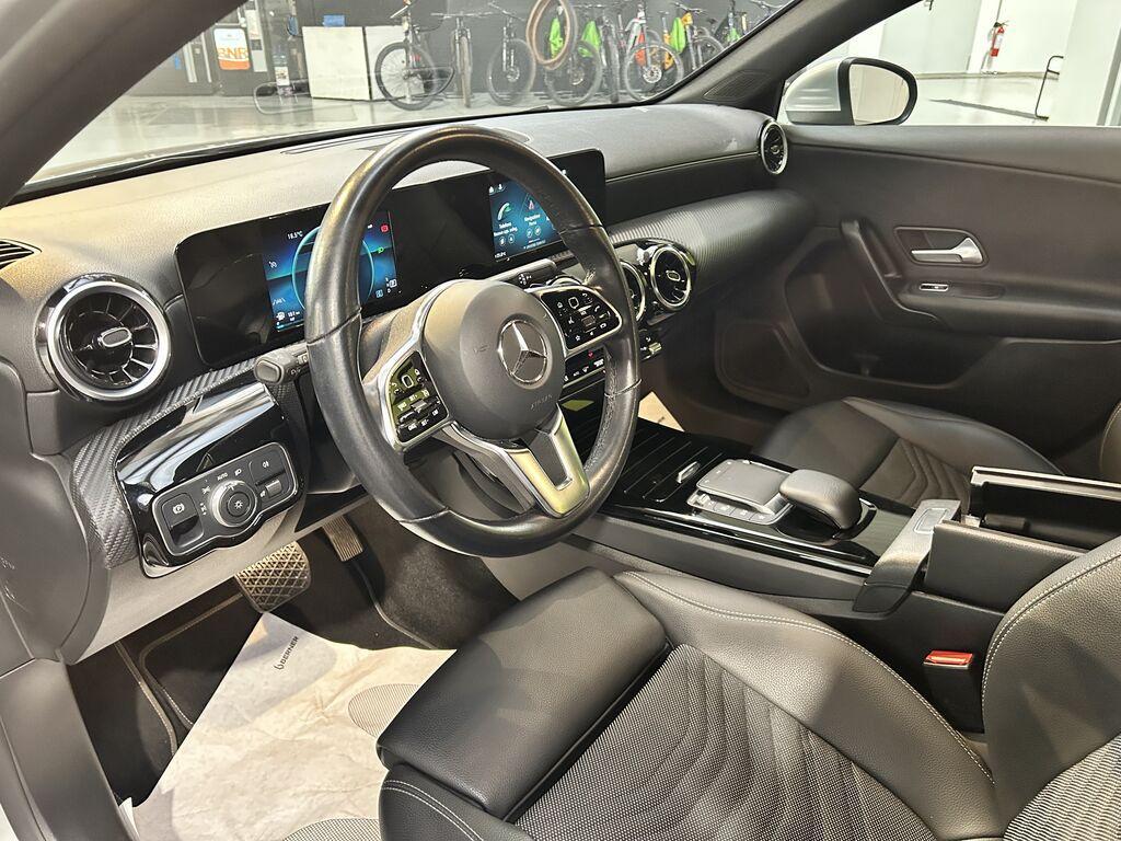 Mercedes Classe A 180 180 D Business 8G-DCT