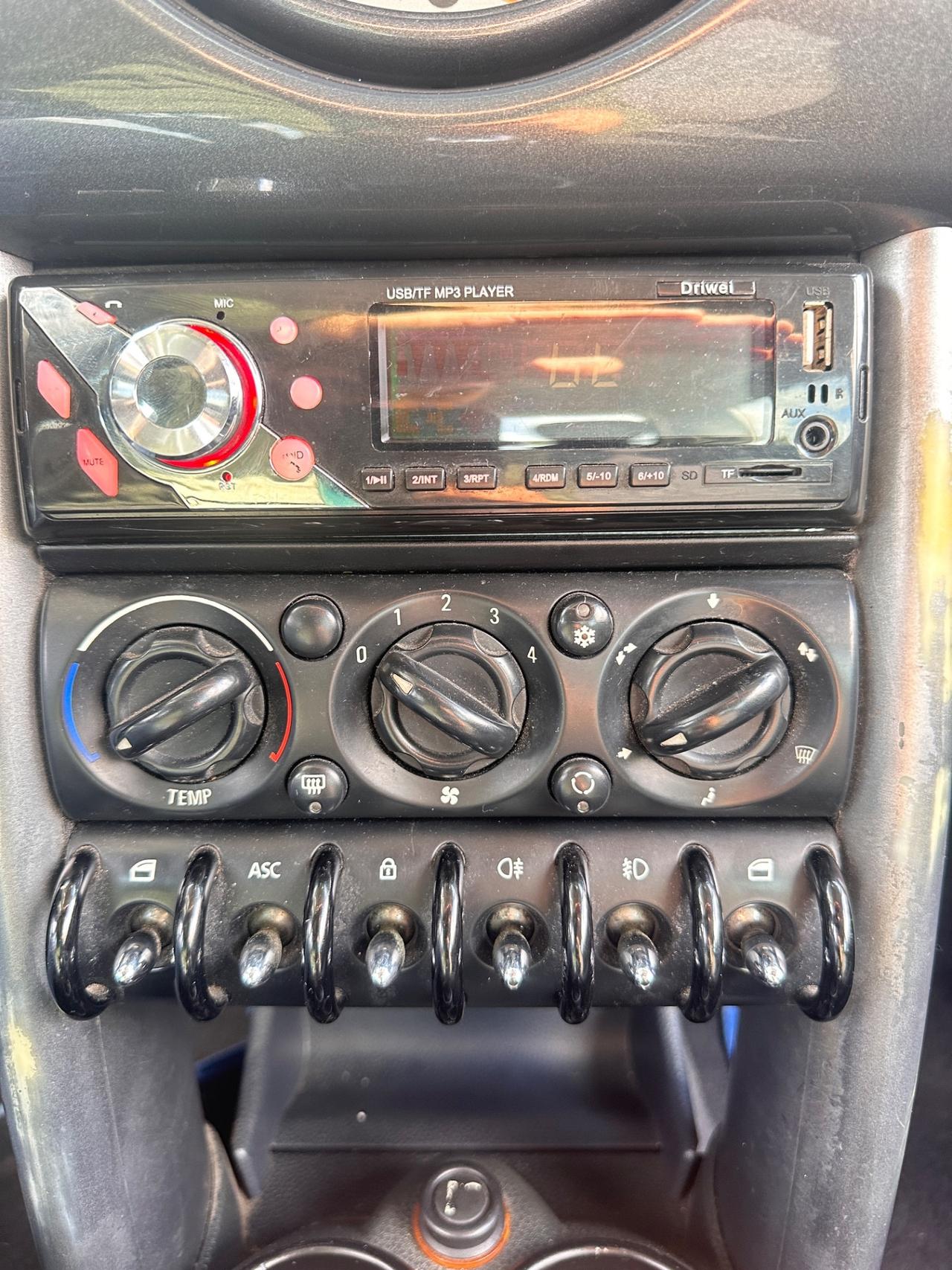 Mini 1.4 tdi One D-2005