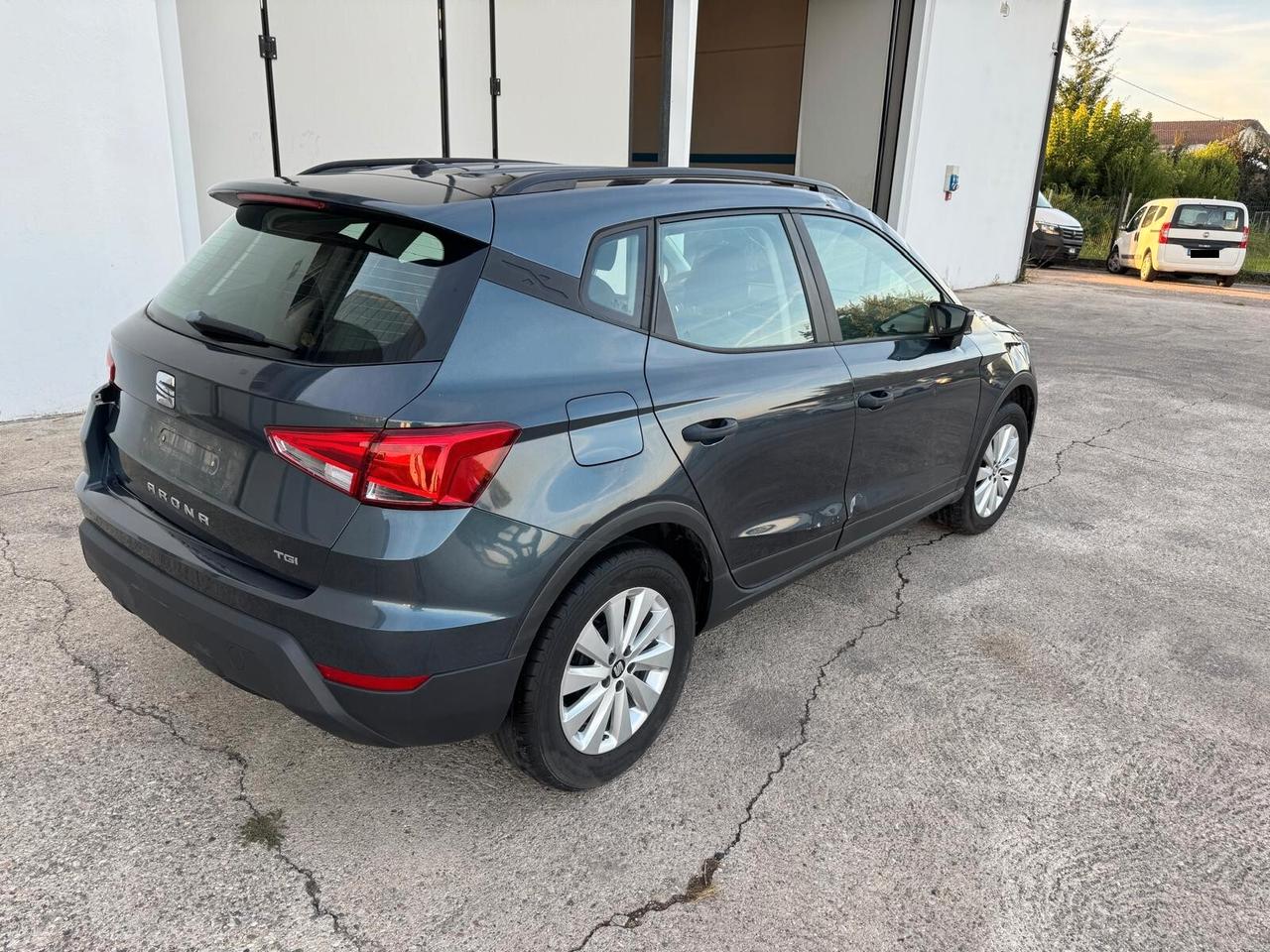 SEAT Arona 1.0 tgi 90cv INCIDENTATA - IVA ESP