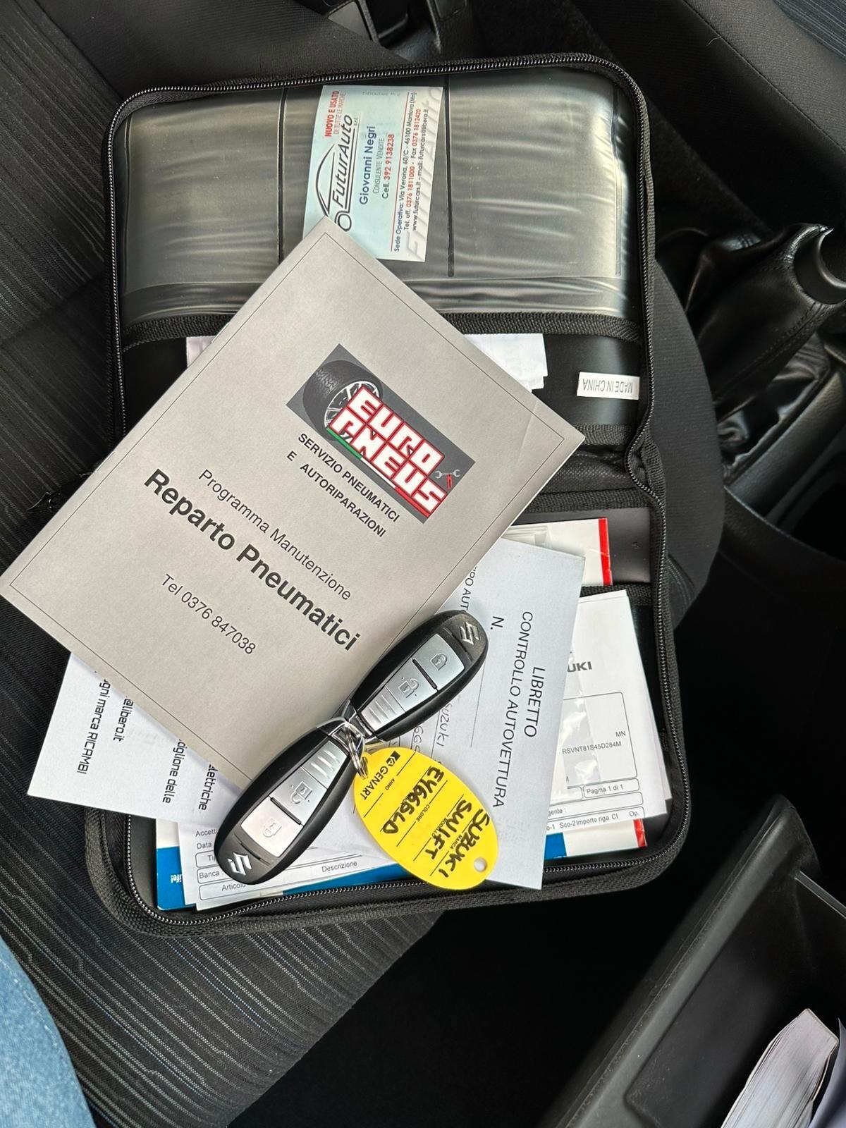 Suzuki Swift 1.3 DDiS 5 porte B-Top Bi-Color