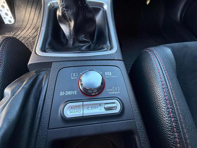 SUBARU WRX STI 2.5 5p.