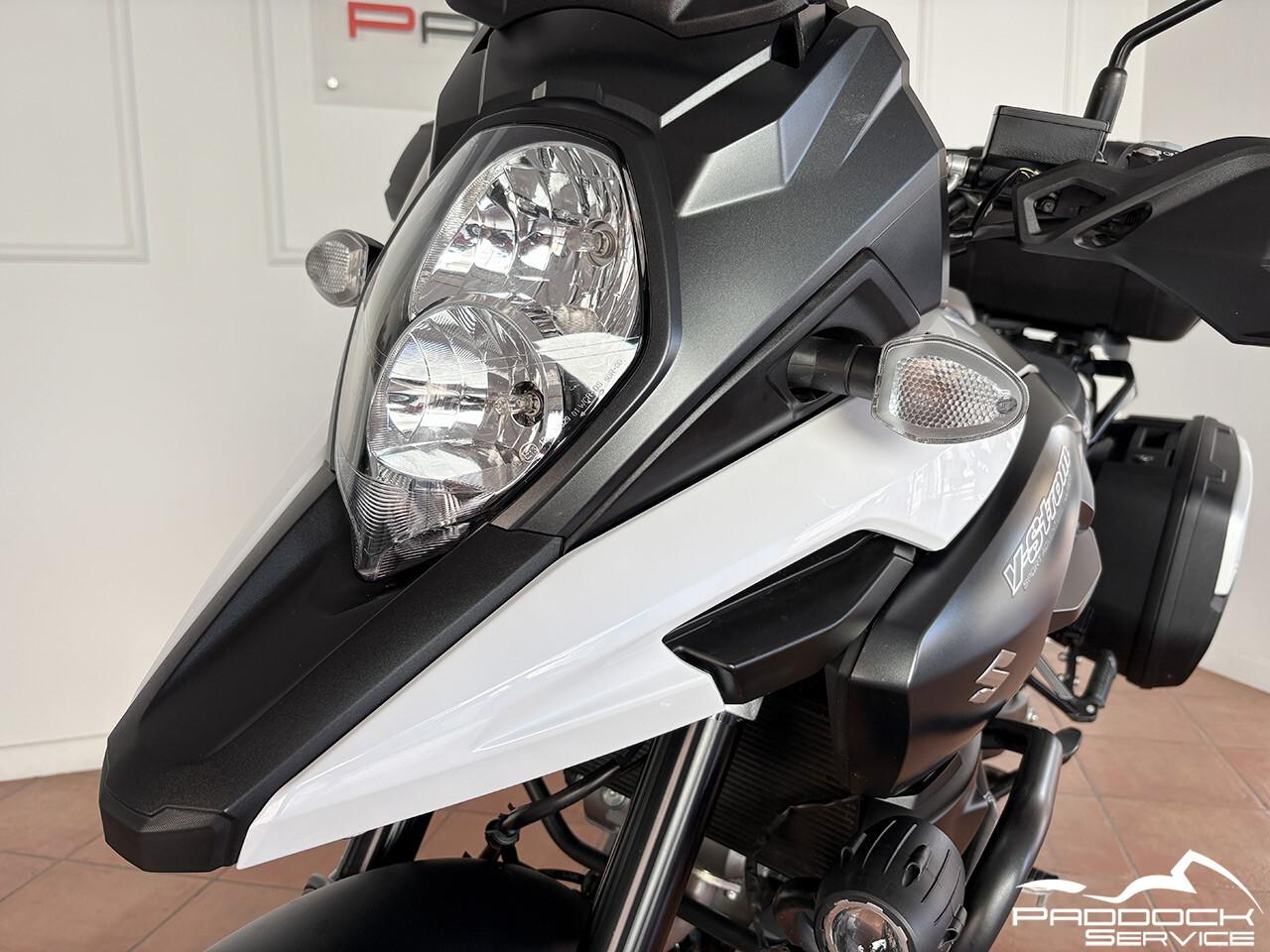 Suzuki V Strom DL 1000 solo 15.000 km ACCESSORIATA