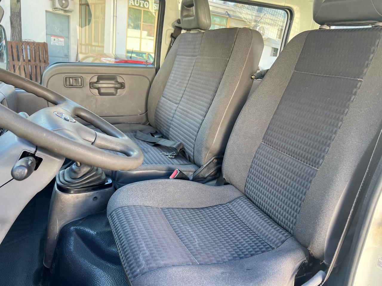 Nissan Cabstar 35.13 3.0 Tdi PM-DC-RG Cab. SL