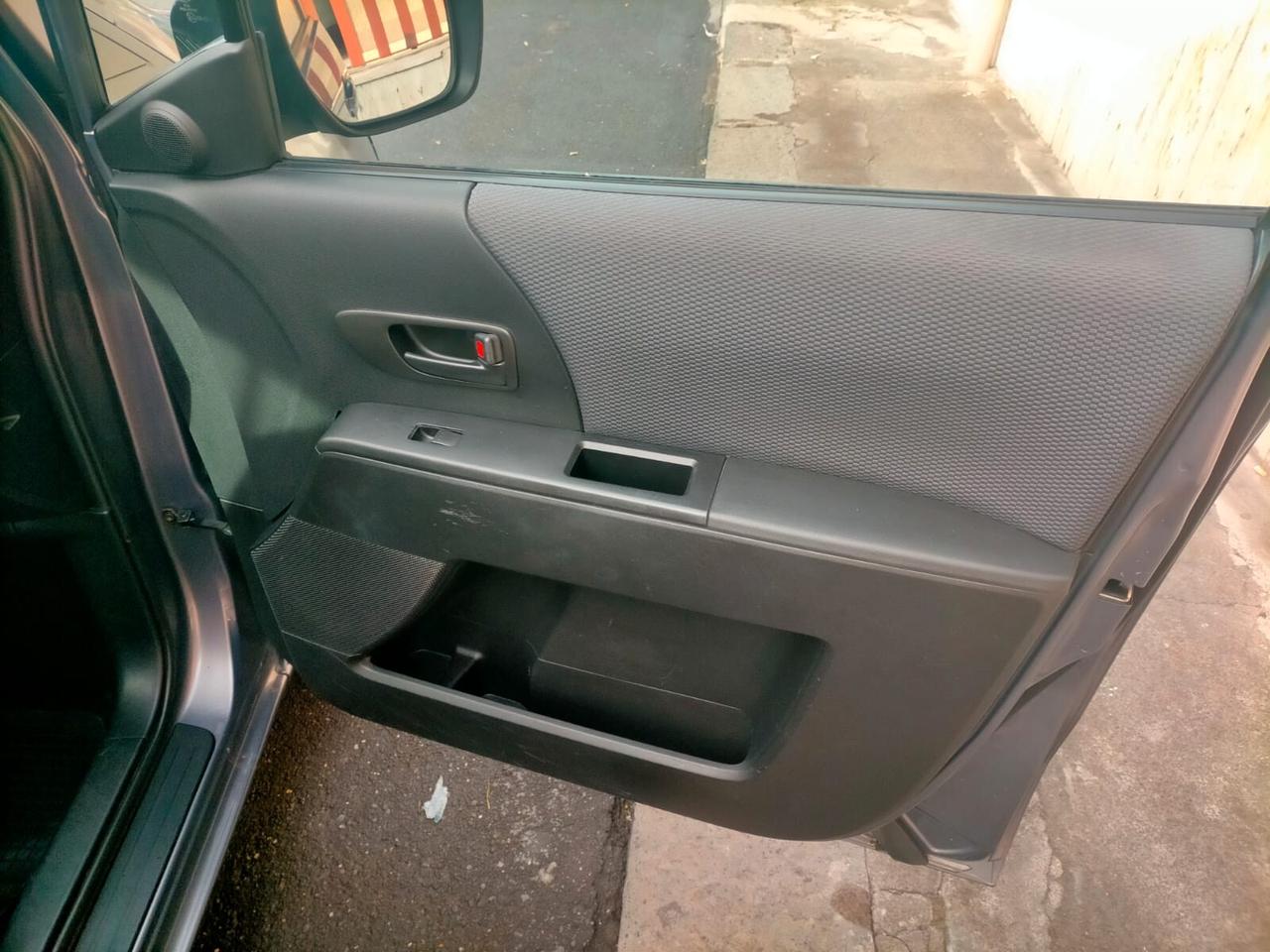 Mazda 5 2.0 MZ-CD 16V 110CV 7 POSTI