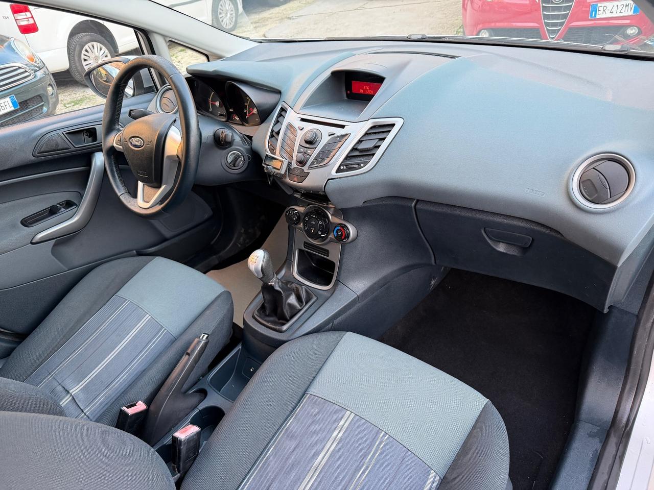 Ford Fiesta 1.4 TDCi 5p. Titanium