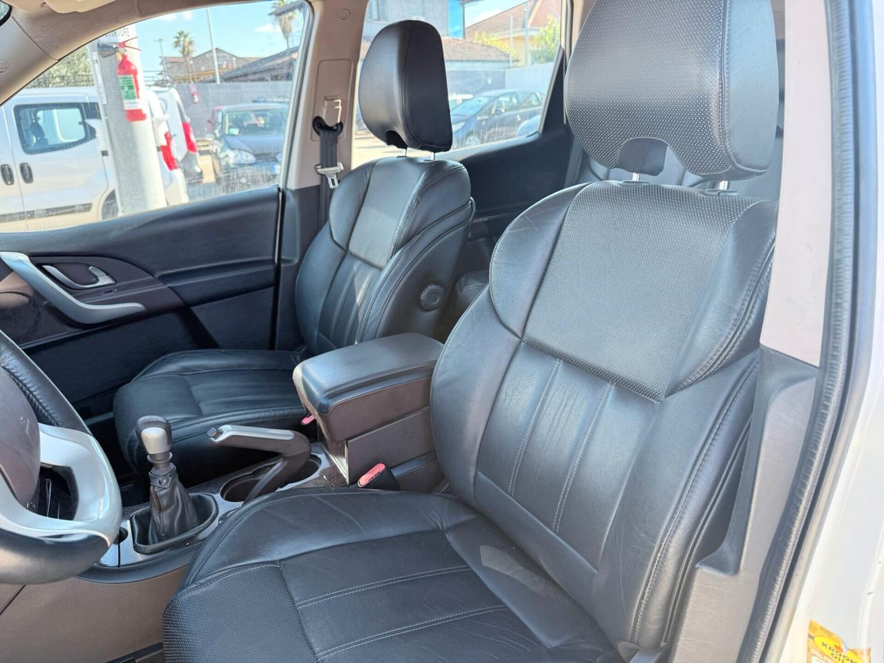 Mahindra XUV500 2.2 16V FWD W8