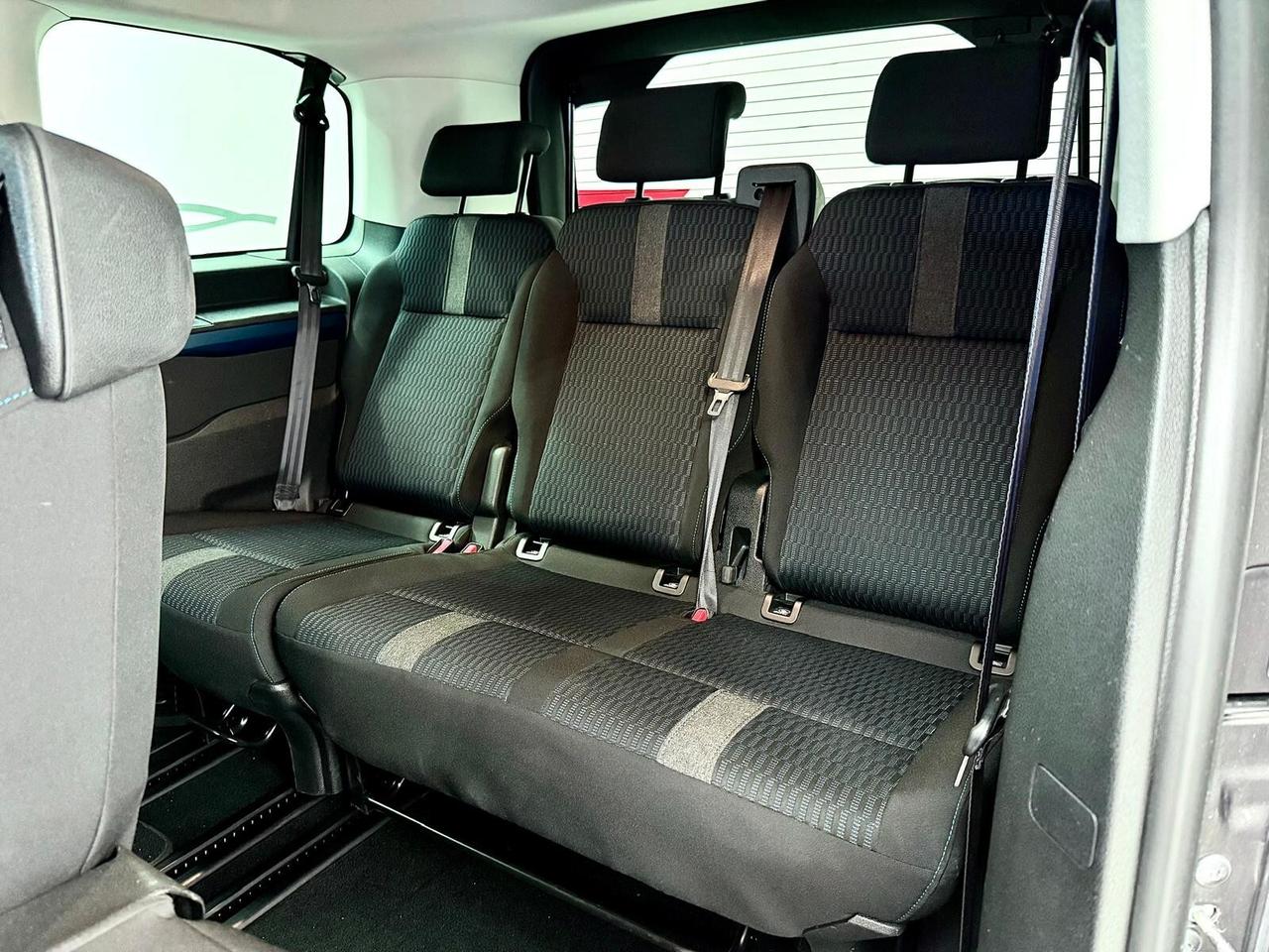 Peugeot Traveller BlueHDi 150 S&S Standard Active