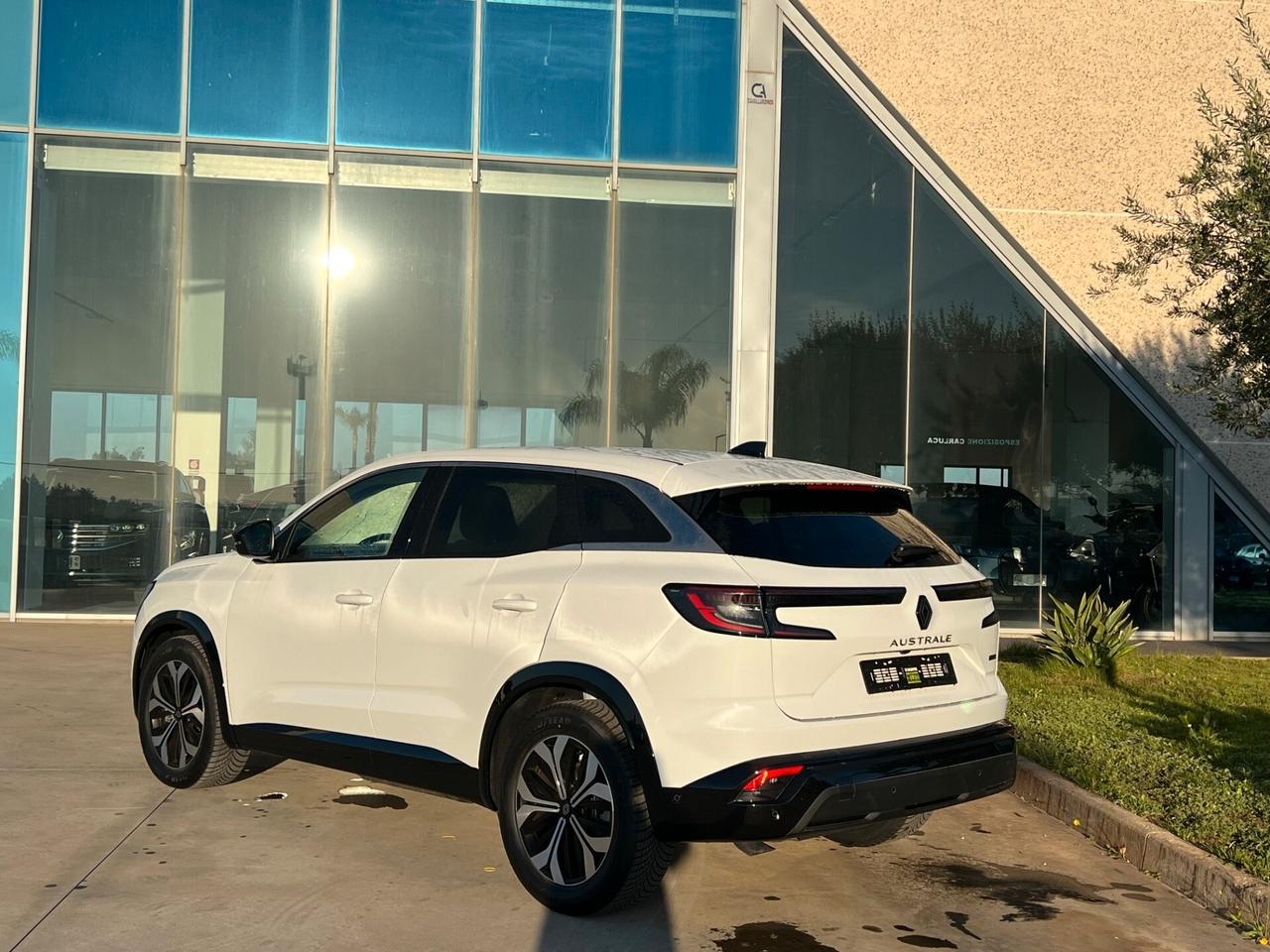 Renault Austral E-Tec 200cv full hybrid AUTOCARRO IN OFFERTA-N1
