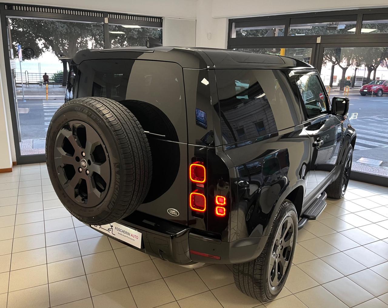 Land Rover Defender 90 3.0D I6 200 CV AWD Auto X-Dynamic SE