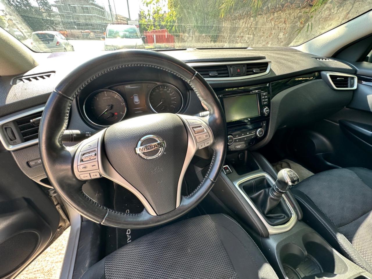 Nissan Qashqai 1.6 dCi 4x4 Tekna. Tagliandi certificati