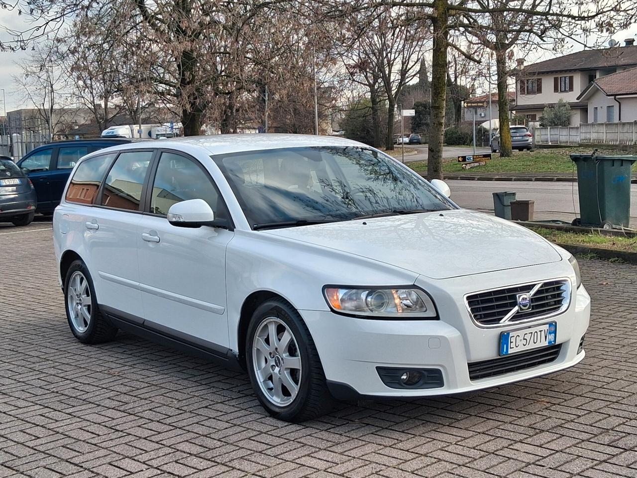 Volvo V50 D4 Geartronic R-design