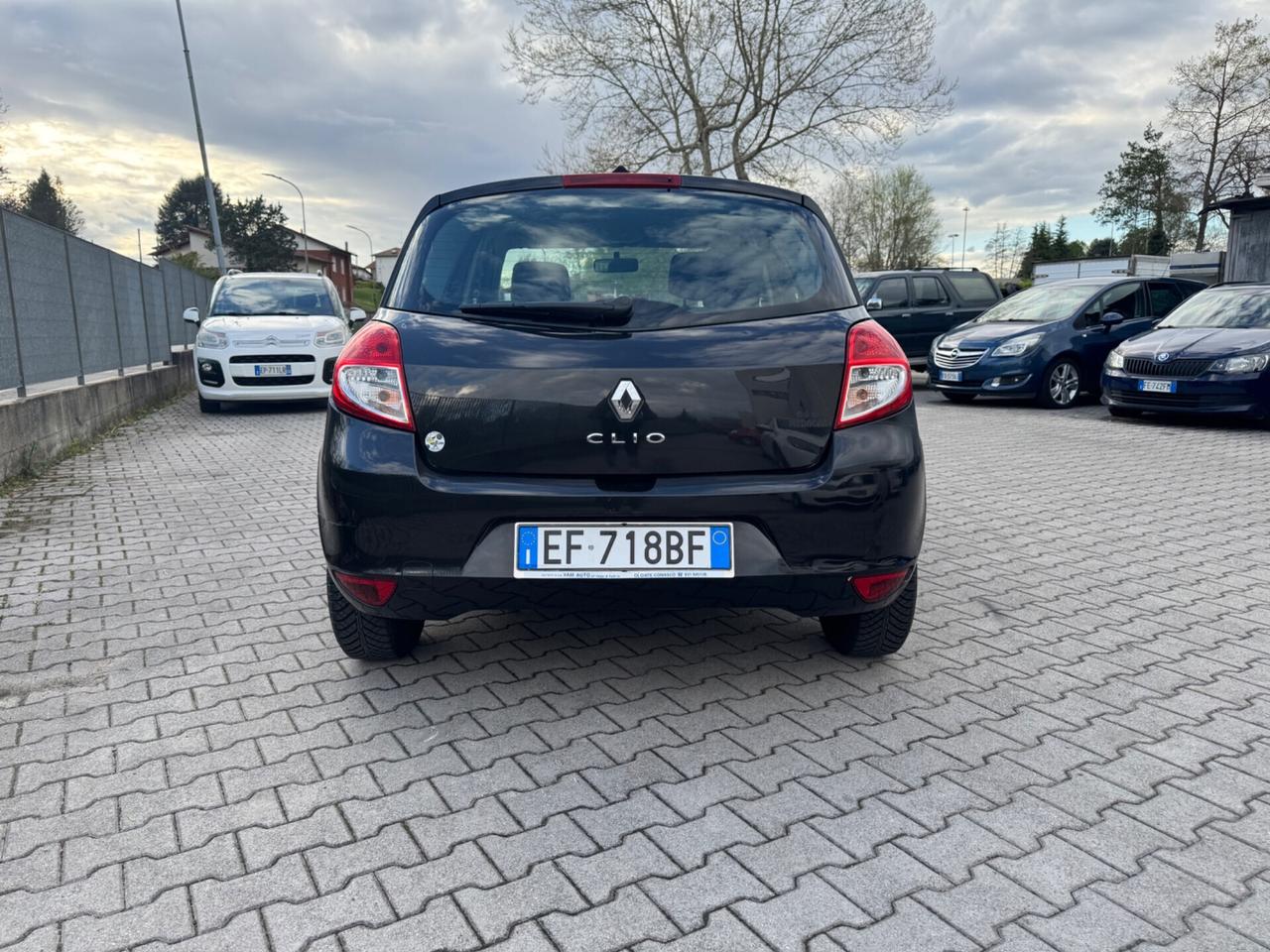 Renault Clio 1.2 16V 5 porte Luxe