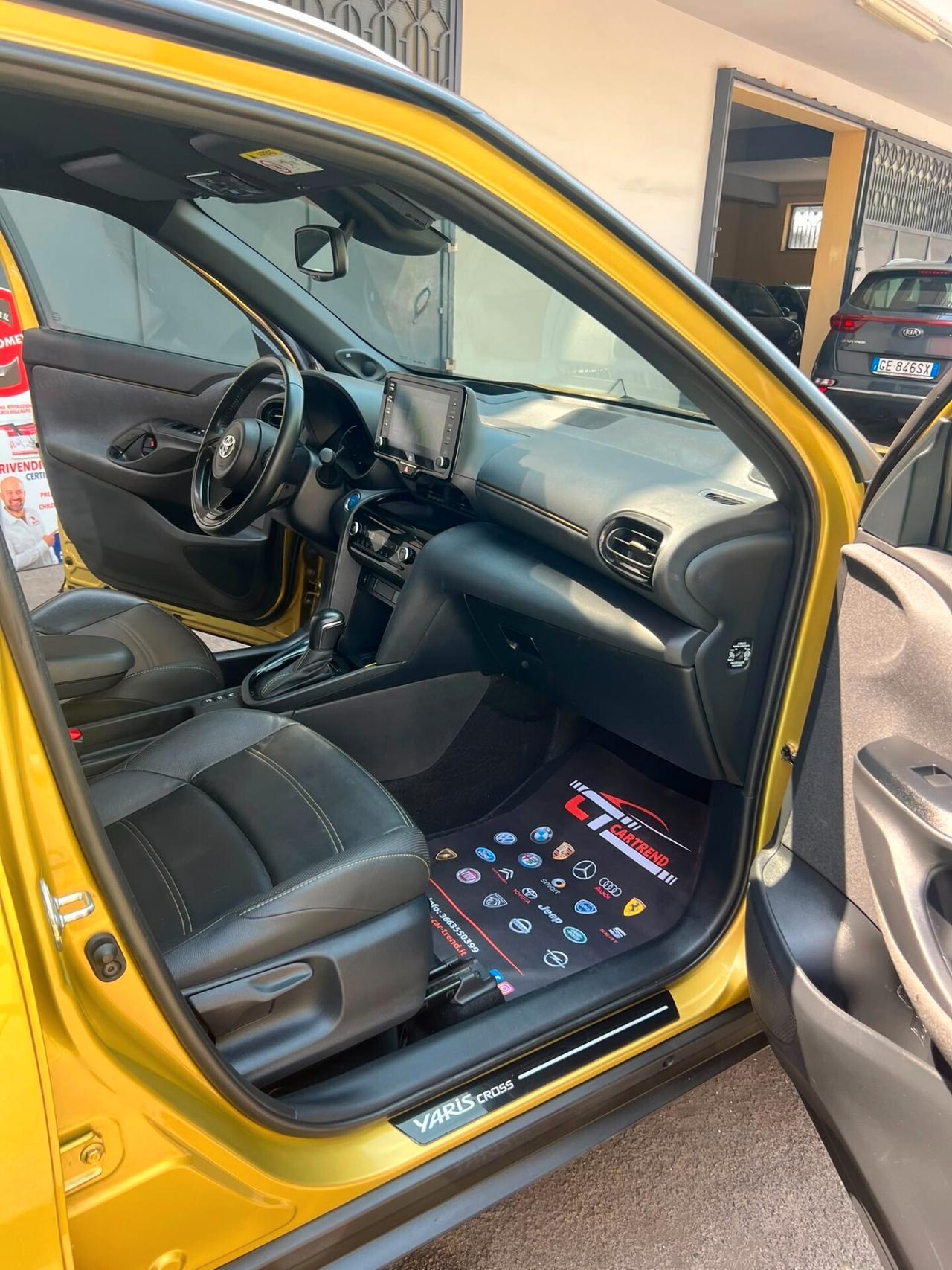 Toyota Yaris Cross 1.5 E-CVT PREMIER FP 116 cv