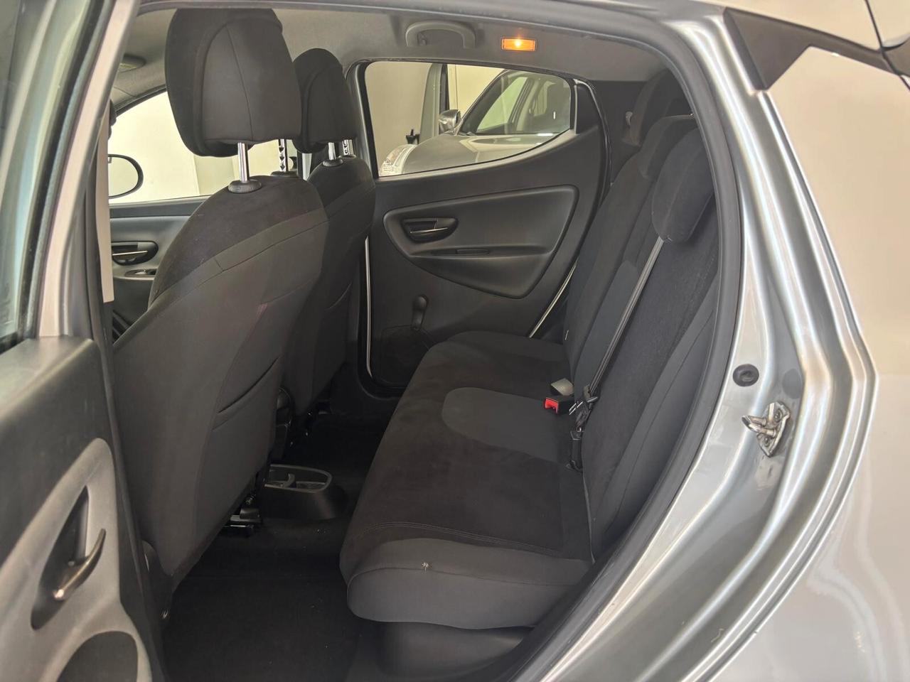 Lancia Ypsilon 1.2 69 CV 5 porte Elle