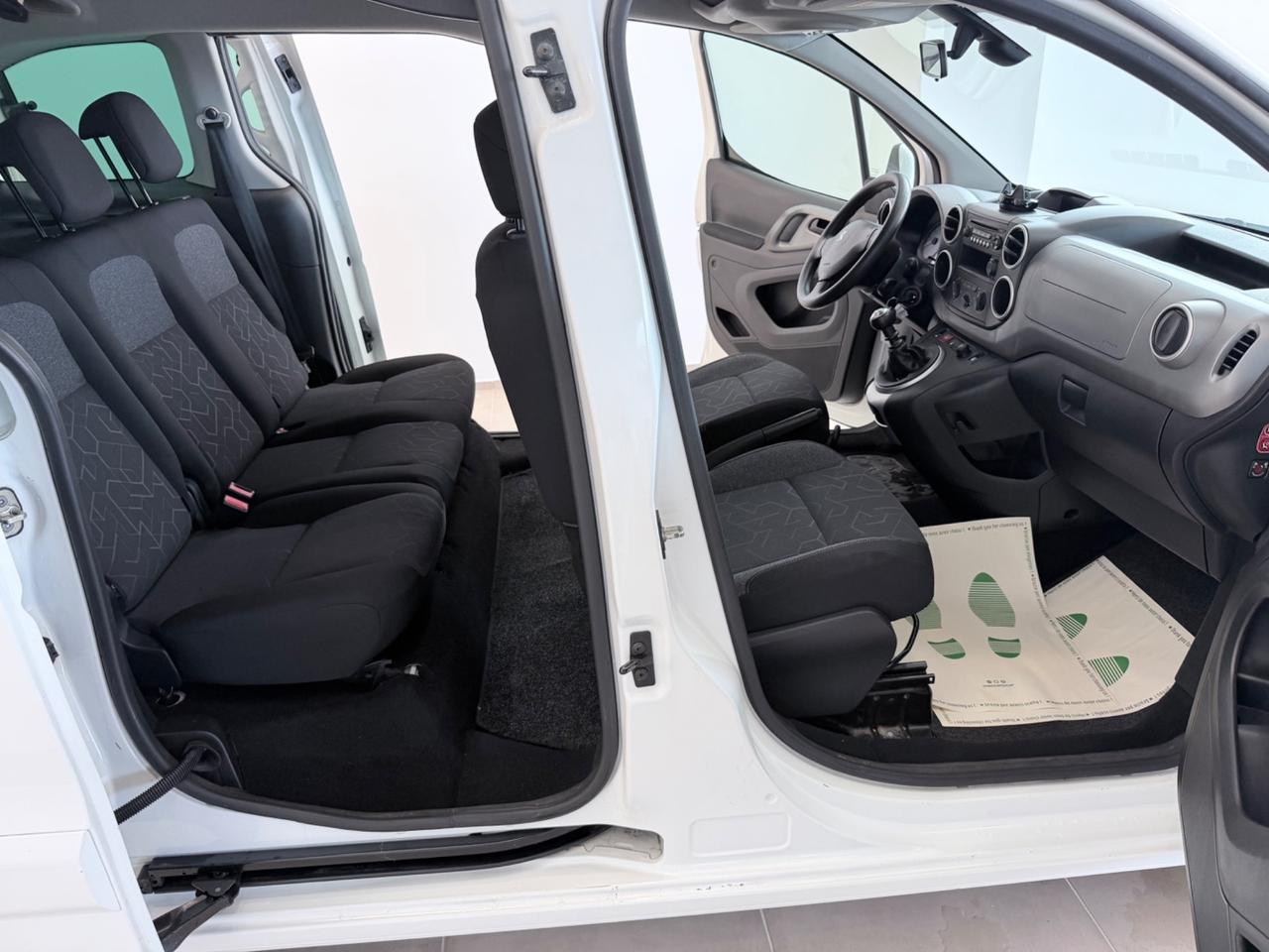 Peugeot Partner Tepee BlueHDi 120 S&S Outdoor
