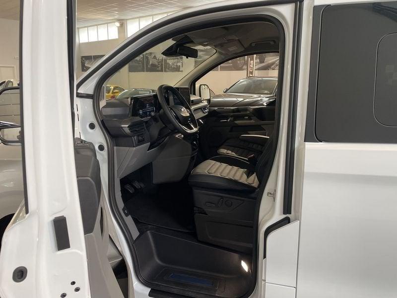 Ford Tourneo Custom 320 2.0 EcoBlue 150CV PL Titanium