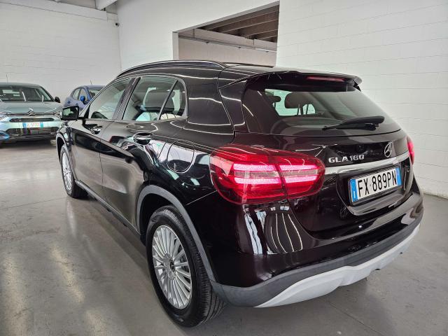 Mercedes-Benz GLA 180 premium NEOPATENTATI