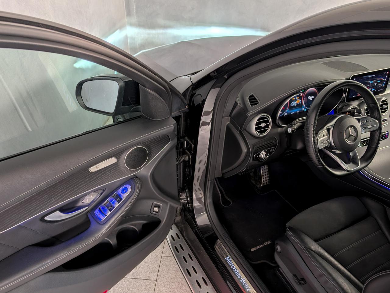 Mercedes-Benz glc coupe - c253 glc coupe 220 d premium 4matic auto 220d 4matic Automatic Premium AMG Line Coupe