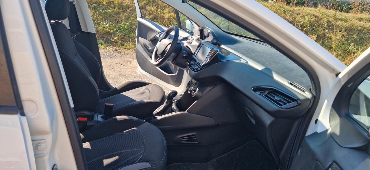 Peugeot 208 1.4 HDi 68 CV 5 P. unip.tagliandata