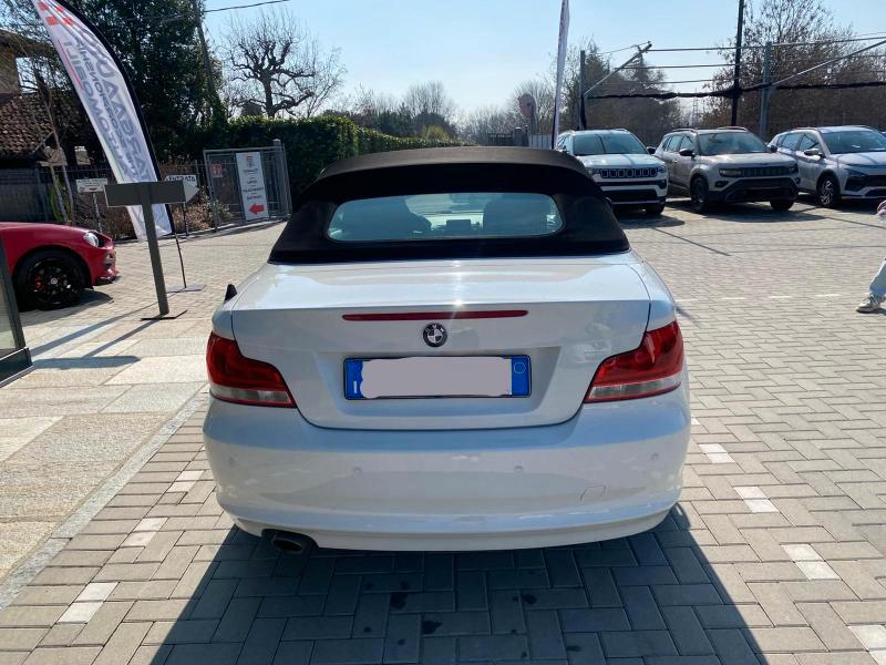 BMW 118 d Cabrio 2.0 Attiva 143cv