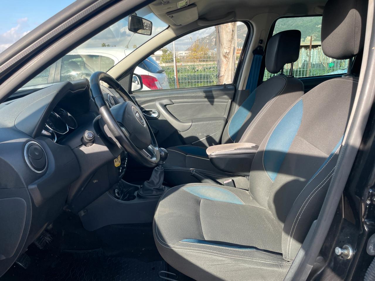 DACIA DUSTER ANNO 2015 4x4 1.5 DIESEL 109 CV