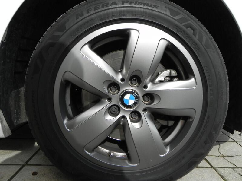 Bmw 118 118d 5p. Business Advantage