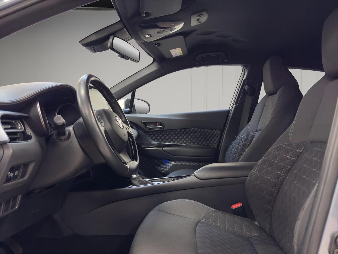 Toyota C-HR 1.8h Trend e-cvt