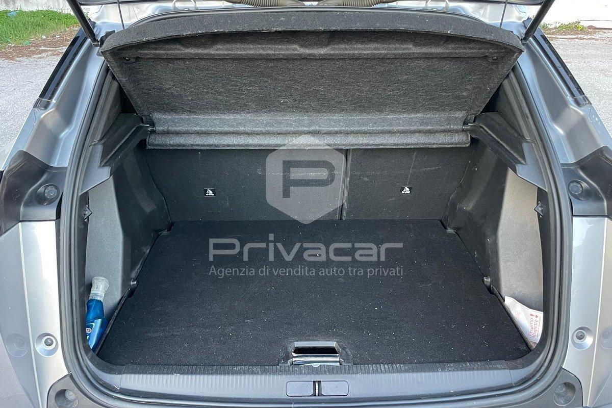 PEUGEOT 2008 PureTech 100 S&S Allure