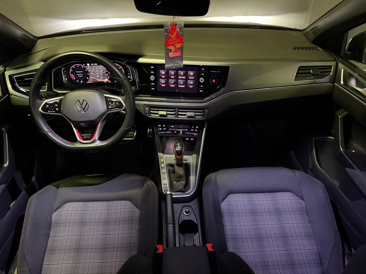 Volkswagen Polo 2.0 TSI DSG GTI PERMUTABILE