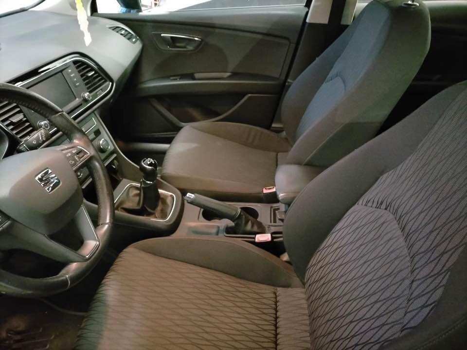 SEAT LEON 1.6 tdi Business Navi Unico propr.