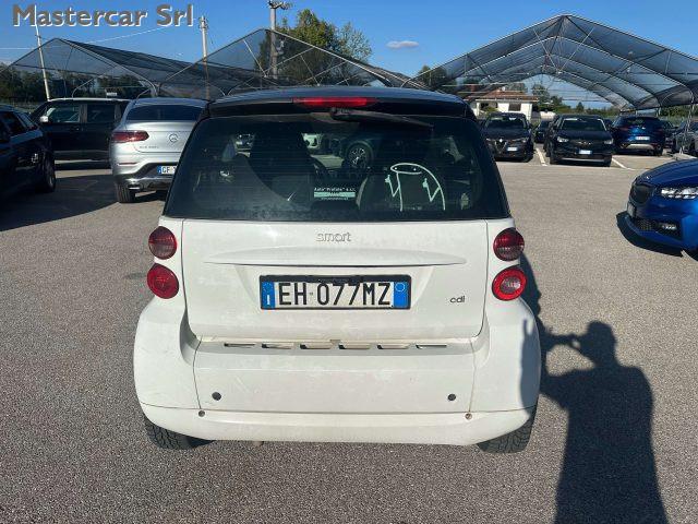 SMART ForTwo Fortwo II 2007 0.8 cdi Passion 54cv FL tg. EH077MZ