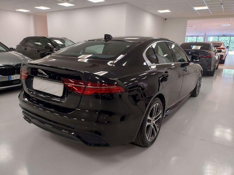 Jaguar XE 2.0d i4 R-Dynamic SE awd 180cv auto
