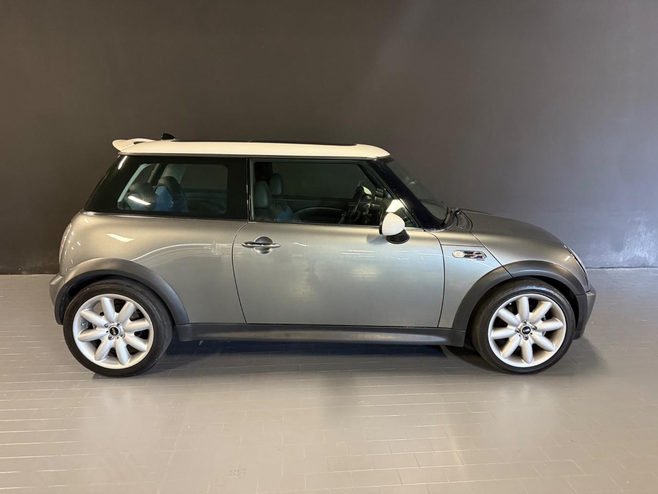 Mini 1.6 16V Cooper S TURBO 330cv