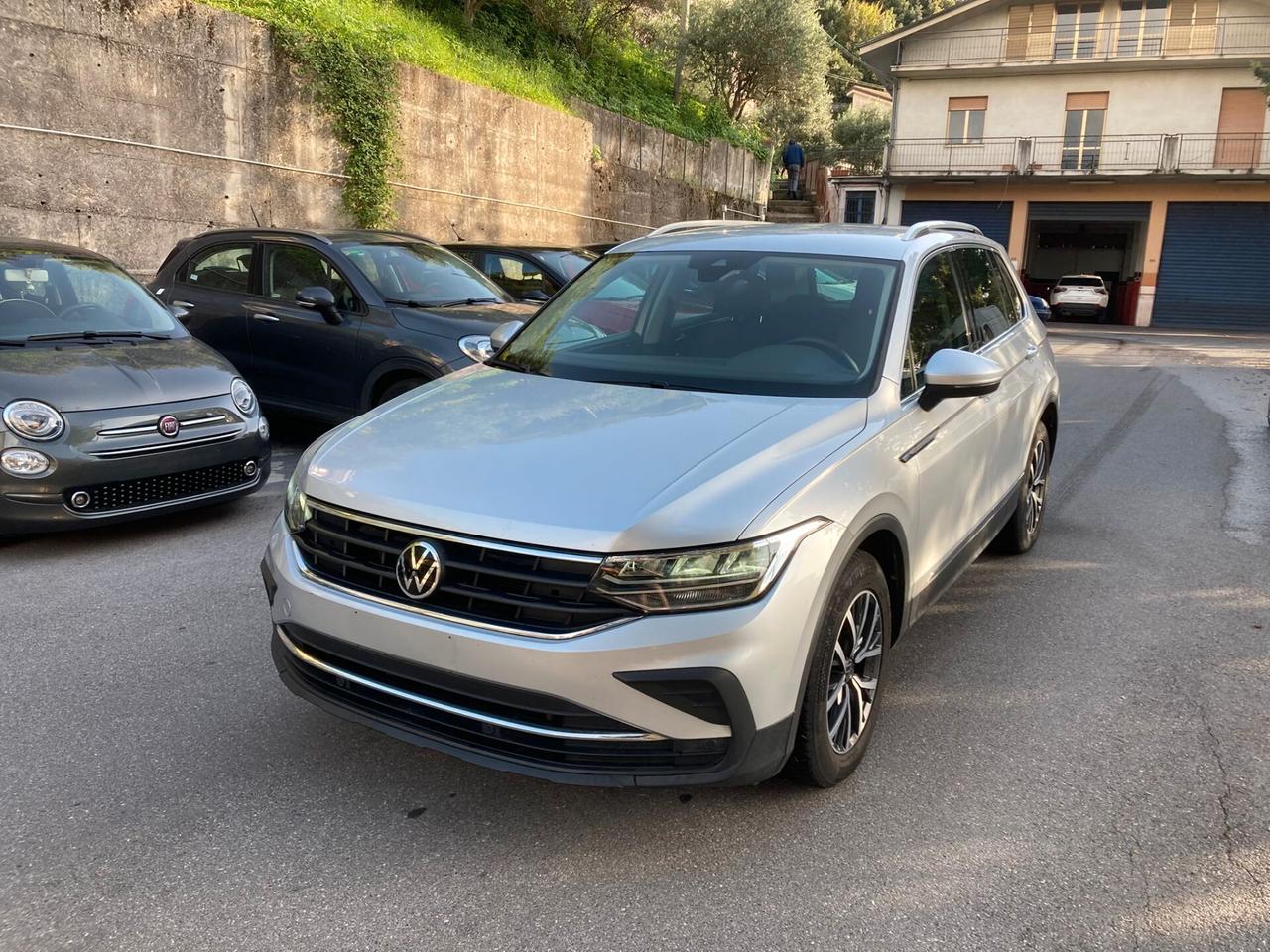 Volkswagen Tiguan 2.0 TDI SCR Life Restyling 2021