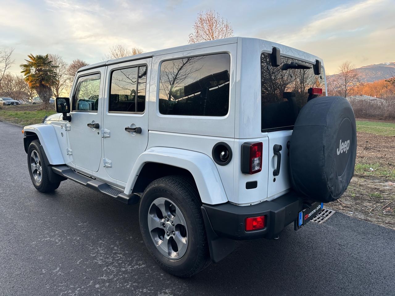 Jeep Wrangler Unlimited 2.8 CRD DPF Sahara Auto - 2016