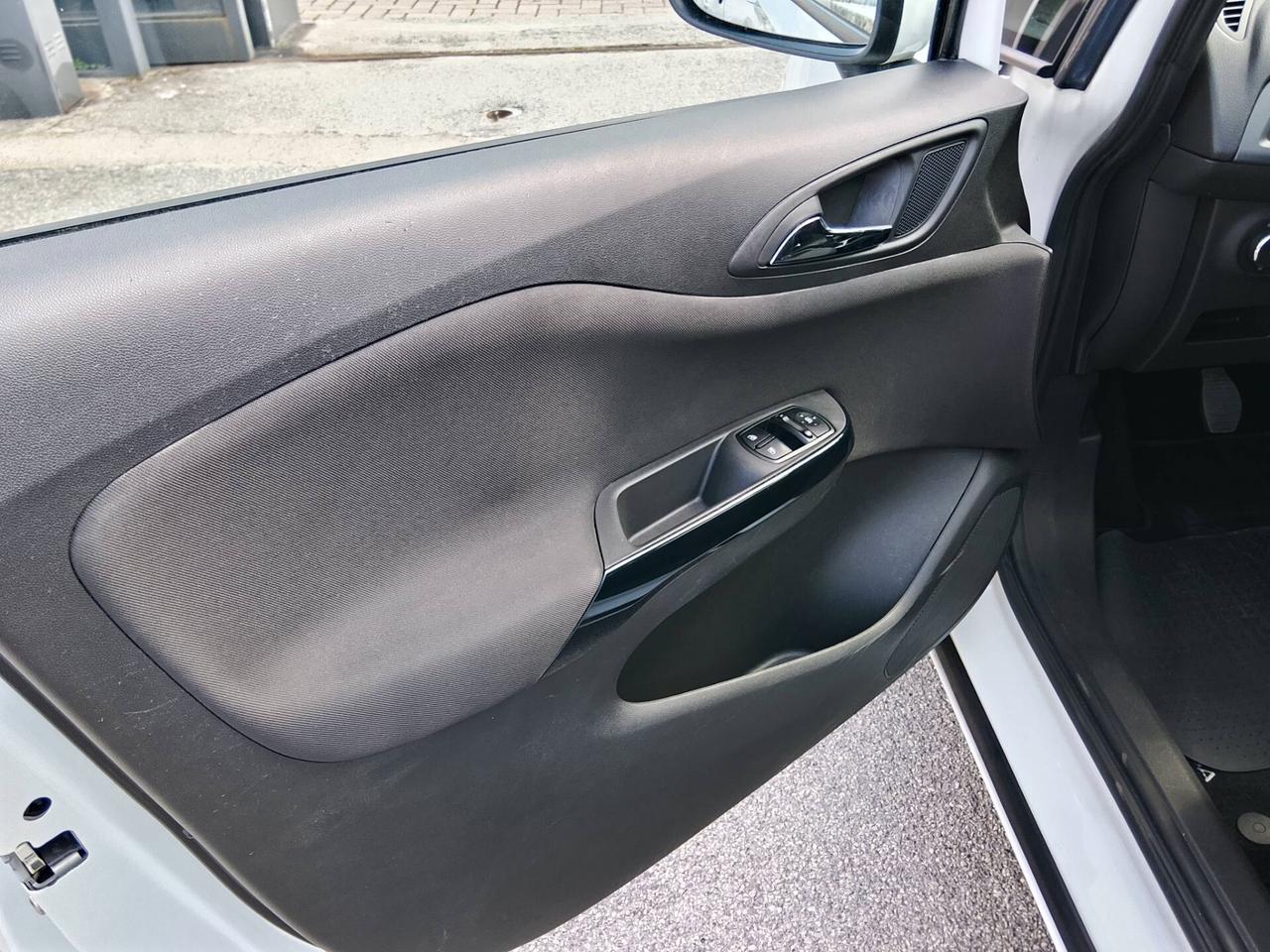 Opel Corsa 1.2 85K KM!