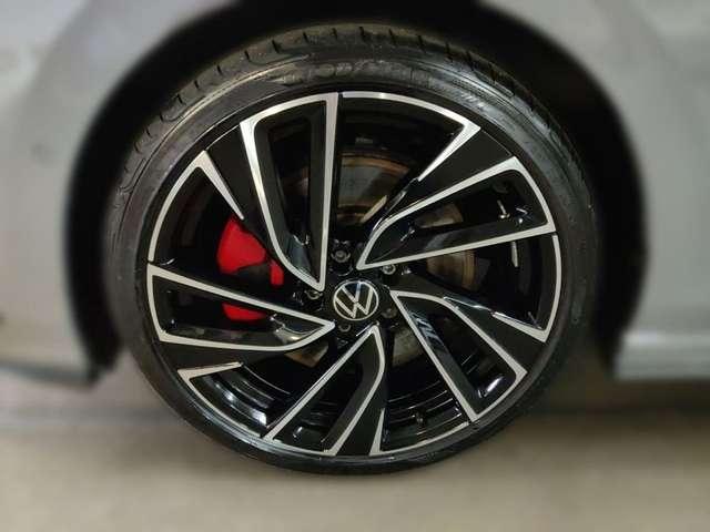 Volkswagen Golf GTI LED NAVI PDC PELLE KAMERA 19" APPLE CARPLAY F1